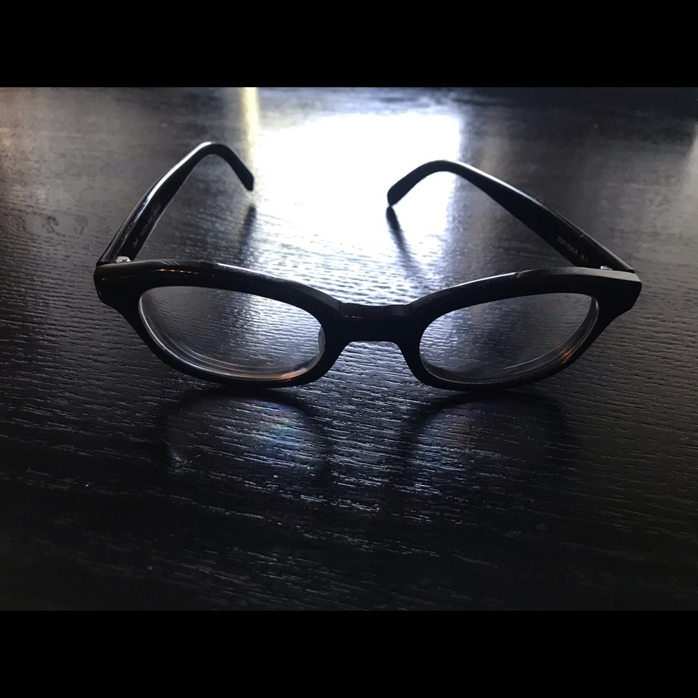 Black Frames - image 2